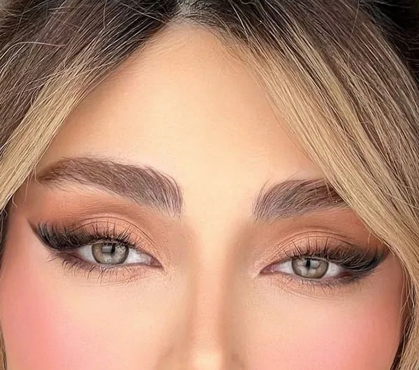 Attractive eye makeup photo 9