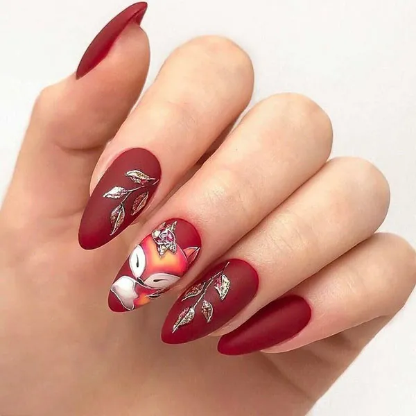 Autumn nail art model 20