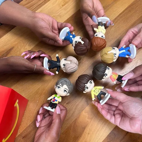 BTS dolls photo 23