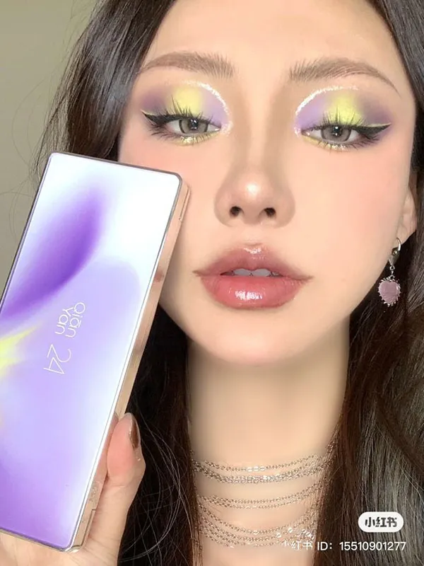 مدل میکاپ چینی دخترانه 2025؛ از لبهای گیلاسی تا رژگونه بامزه! 9 Chinese makeup 6