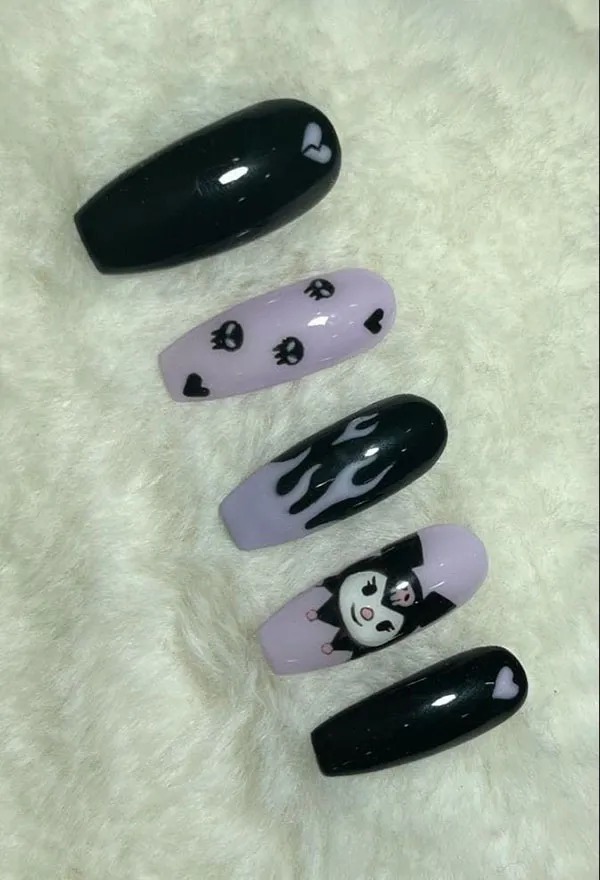 38 طرح ناخن مصنوعی کرومی ترند؛انتخابی برای دخترایی که عاشق دنیای فانتزین! 21 Chrome artificial nails 17