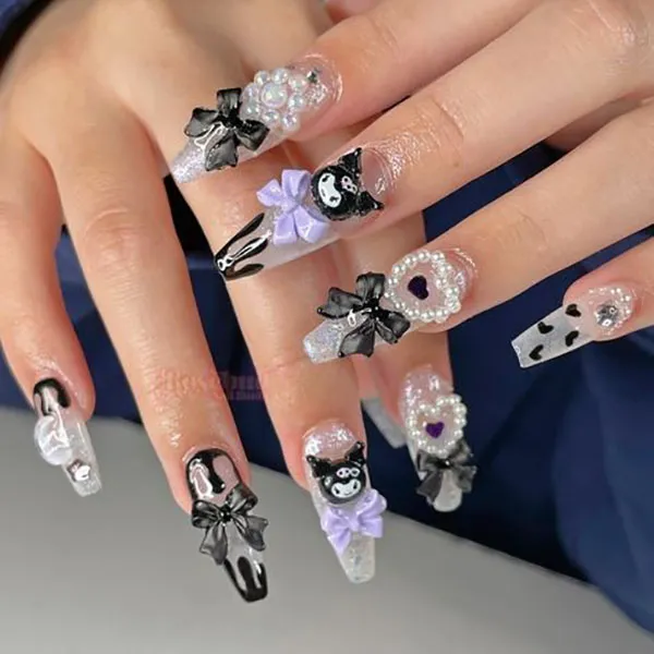 38 طرح ناخن مصنوعی کرومی ترند؛انتخابی برای دخترایی که عاشق دنیای فانتزین! 8 Chrome artificial nails 4