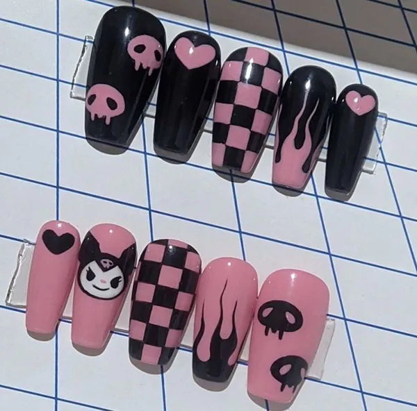 38 طرح ناخن مصنوعی کرومی ترند؛انتخابی برای دخترایی که عاشق دنیای فانتزین! 13 Chrome artificial nails 9