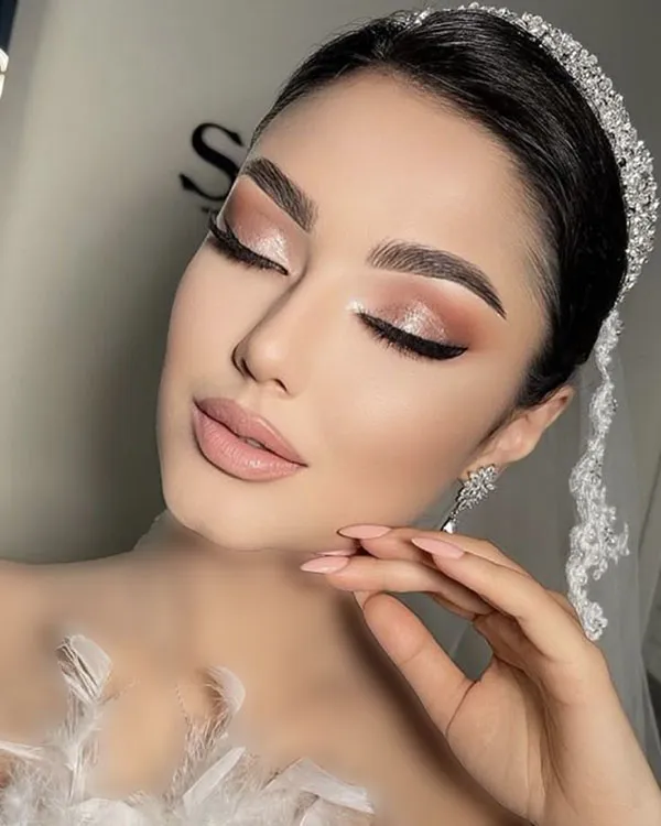 Classic makeup for girls 23