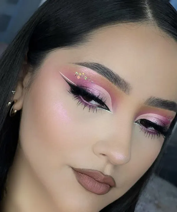 Classic makeup for girls 24