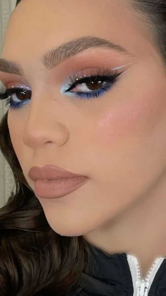 Classic makeup for girls 30