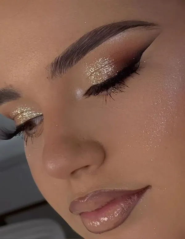 Classic makeup for girls 6