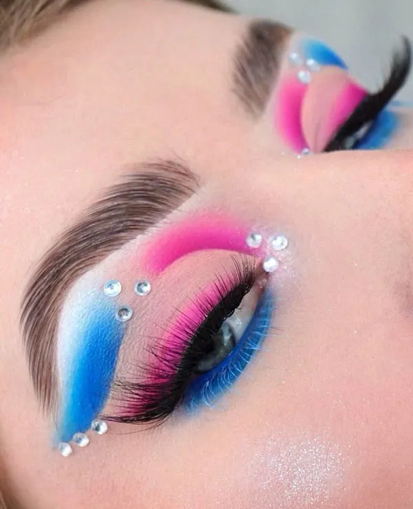Color eye shadow model 13