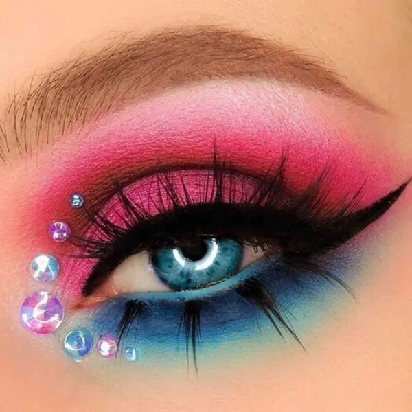 Color eye shadow model 31