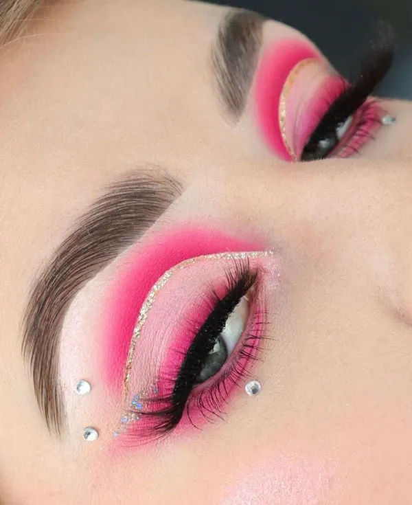 Color eye shadow model 8
