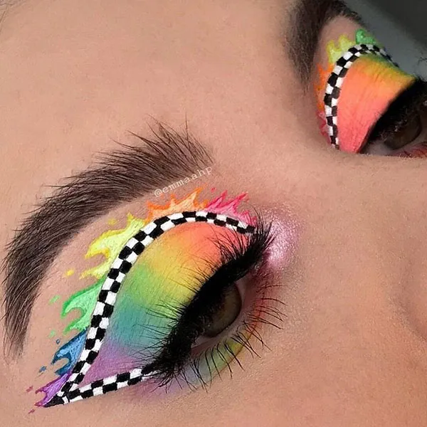 Colorful fantasy eyeshadow 14