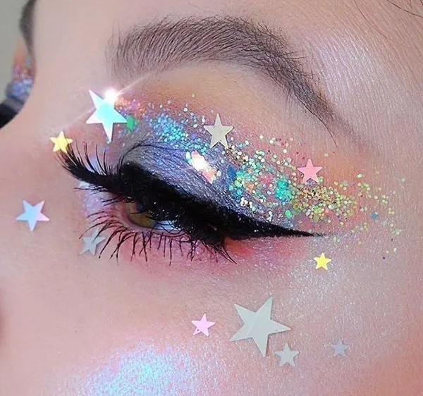 Colorful fantasy eyeshadow 23