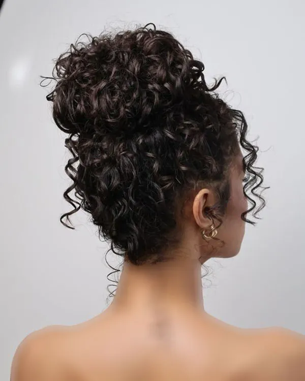 Curly hairstyle 13