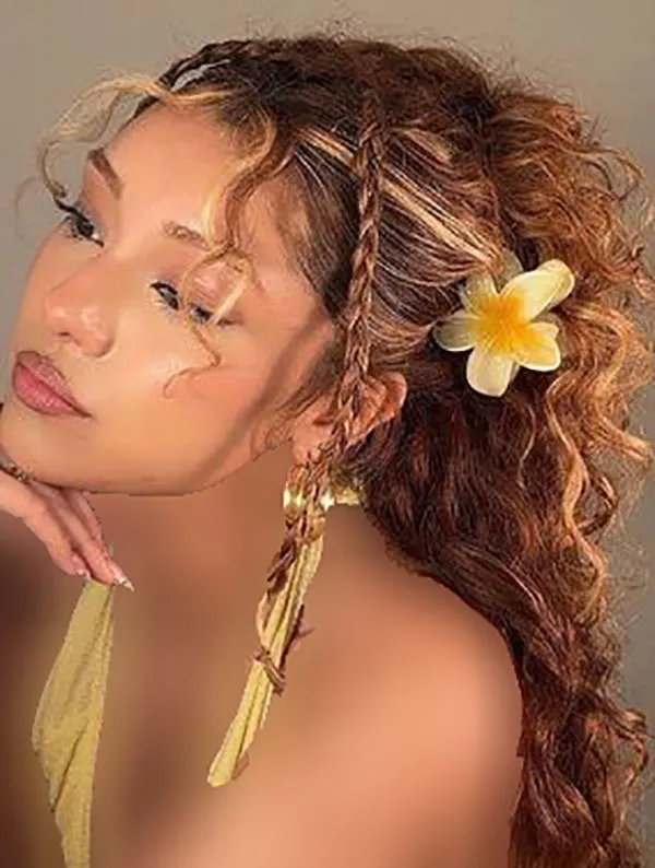 37 مدل مو فر جلو سر برای عروسی جدید؛ انتخاب محبوب بین دخترا ! 29 Curly hairstyle for the front of the head for a wedding 25