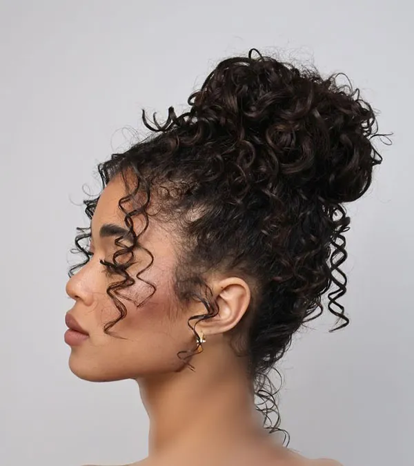 37 مدل مو فر جلو سر برای عروسی جدید؛ انتخاب محبوب بین دخترا ! 8 Curly hairstyle for the front of the head for a wedding 5