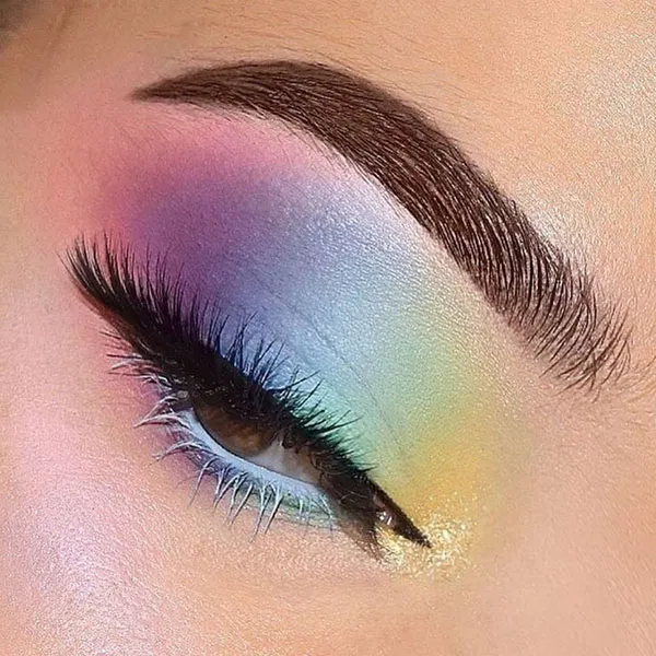 Cute fantasy girly eyeshadow 24