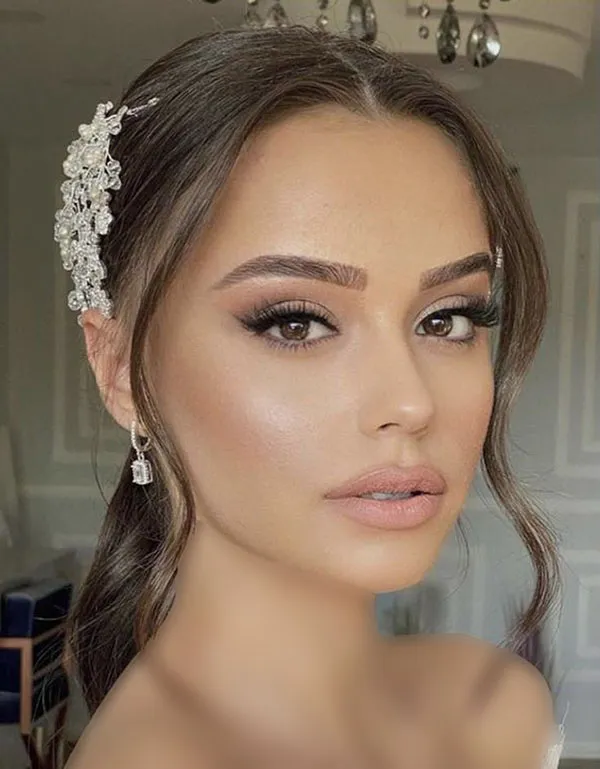 European makeup 18