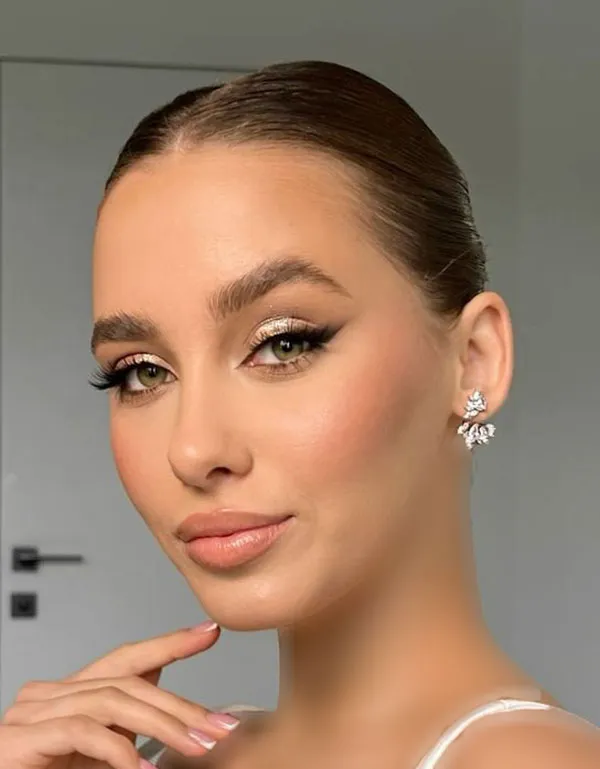 European makeup 31