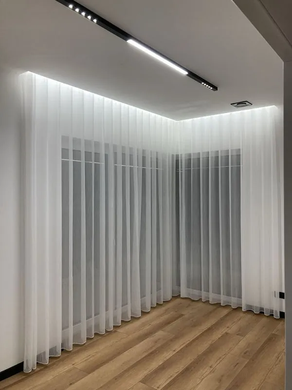 European minimalist curtain model 6