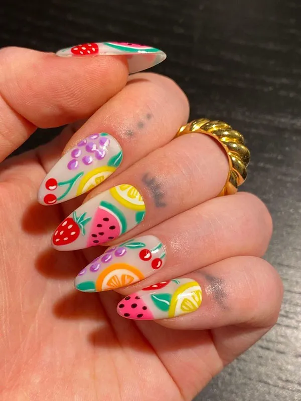 Fancy artificial nails 23