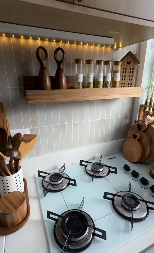 این 30 ایده چیدمان کنار گاز آشپزخونتو تمیز و لاکچری میکنه! 28 Gas side arrangement 20