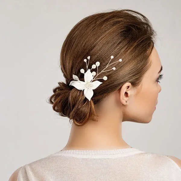 Hairstyle with decorative clip 13
