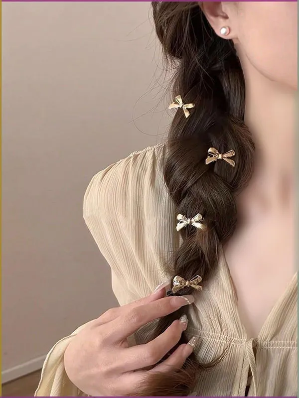 Hairstyle with decorative clip 24