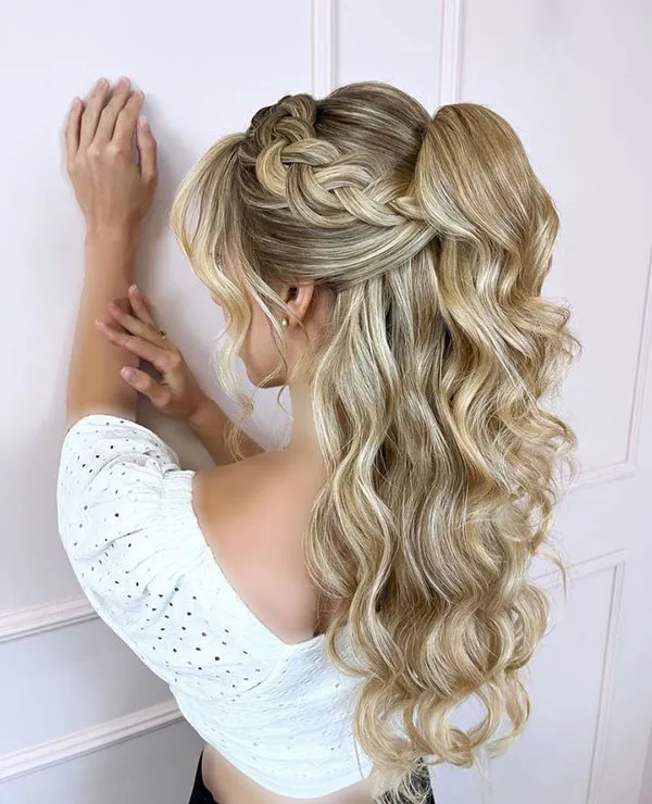 Half open hairstyle 27