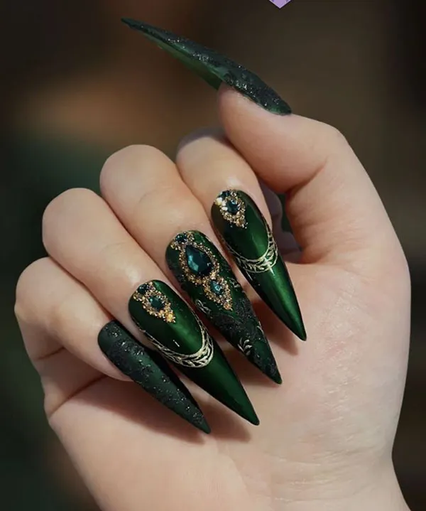 جدیدترین مدل ناخن مصنوعی خفن 2025 که توی اینستاگرام ترکوندن! 16 Huff artificial nails 12