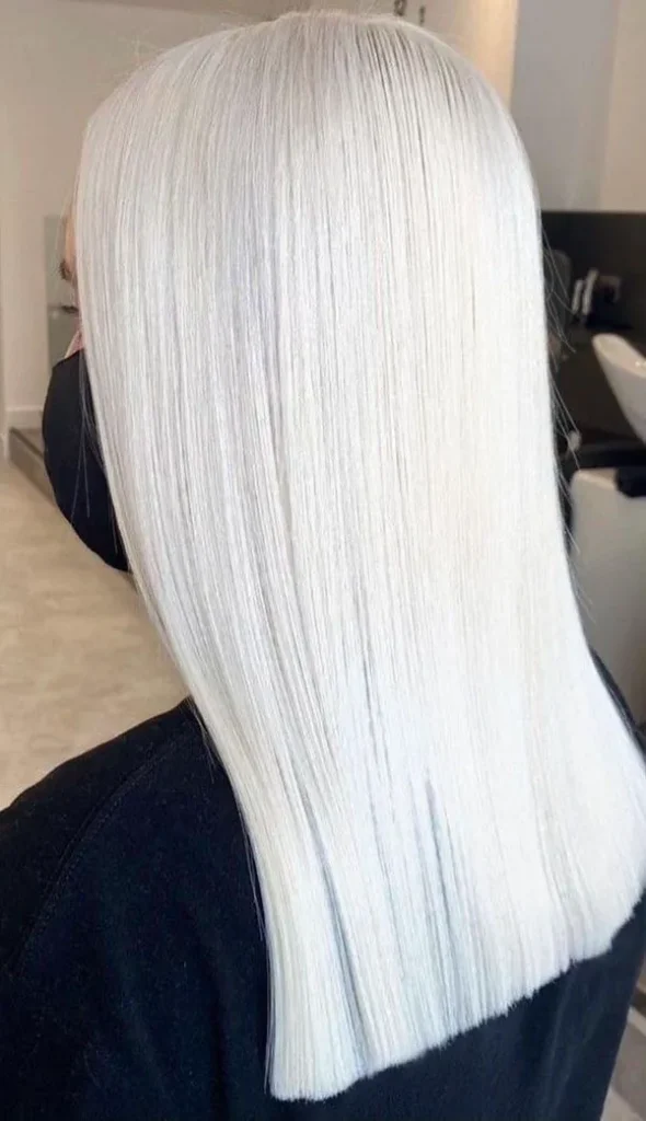 انواع ترکیب رنگ موی یخی زنانه؛ خنک، مدرن و ترند 2025 ! 28 Ice hair color combination 26