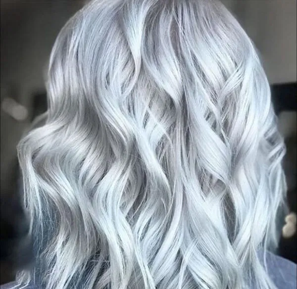انواع ترکیب رنگ موی یخی زنانه؛ خنک، مدرن و ترند 2025 ! 29 Ice hair color combination 27