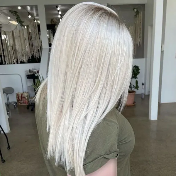 انواع ترکیب رنگ موی یخی زنانه؛ خنک، مدرن و ترند 2025 ! 8 Ice hair color combination 6