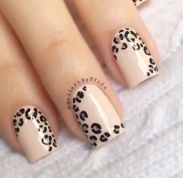35 طرح ناخن پلنگی جدید؛ از لاکچری طلایی تا فانتزی رنگی برای دخترای خاص! 27 Leopard nail design 16