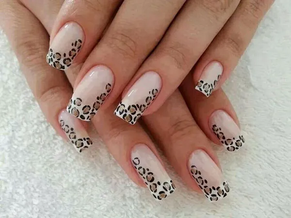 35 طرح ناخن پلنگی جدید؛ از لاکچری طلایی تا فانتزی رنگی برای دخترای خاص! 16 Leopard nail design 8