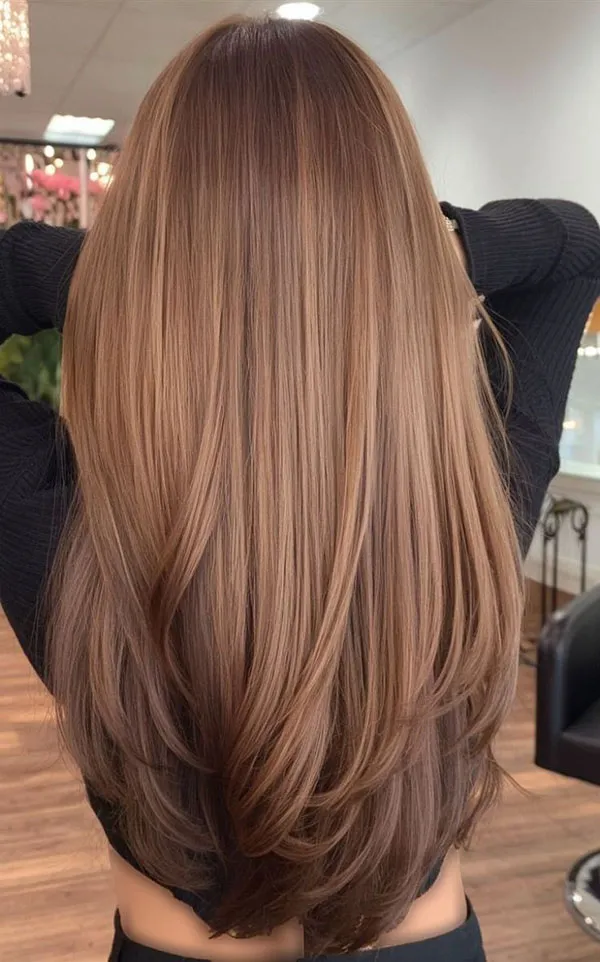 مدل رنگ مو نسکافه ای شکلاتی روشن؛ ترکیب شیرین و ترندی برای استایل 2025 7 Light chocolate Nescafe hair color 4