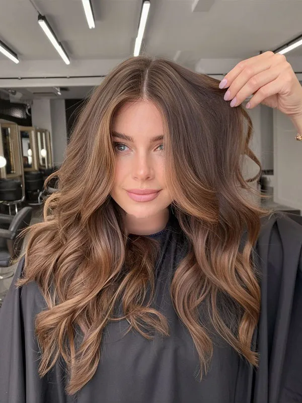 مدل رنگ مو نسکافه ای شکلاتی روشن؛ ترکیب شیرین و ترندی برای استایل 2025 12 Light chocolate Nescafe hair color 8