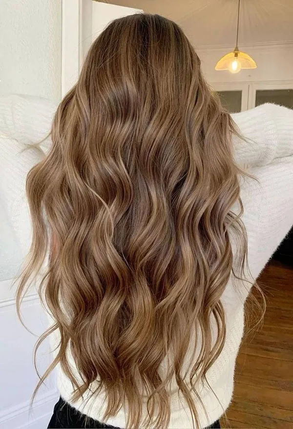 مدل رنگ مو نسکافه ای شکلاتی روشن؛ ترکیب شیرین و ترندی برای استایل 2025 13 Light chocolate Nescafe hair color 9