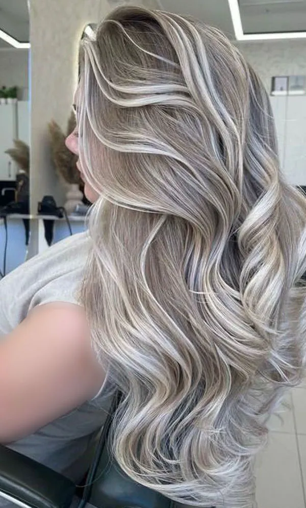 Light hair color for girls 1