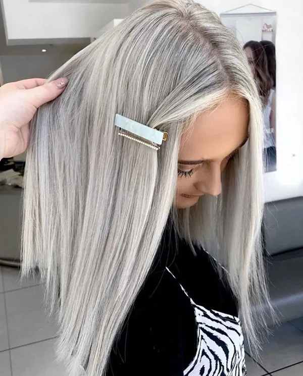 Light hair color for girls 32