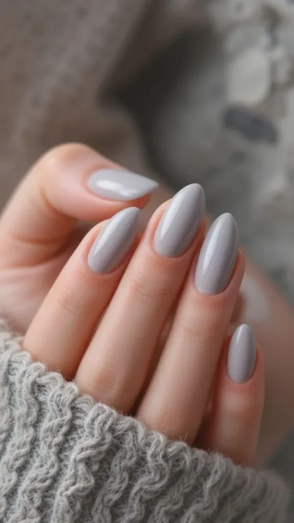 Nail manicure with varnish 1