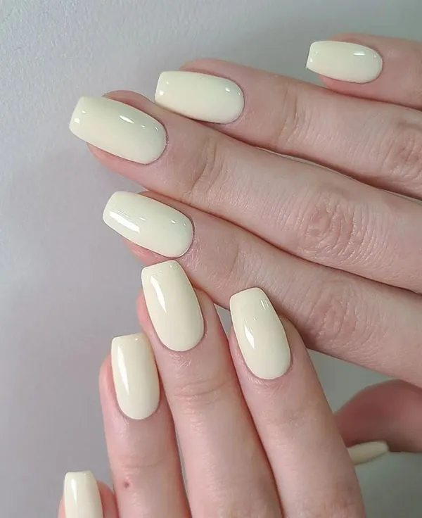 Nail manicure with varnish 12