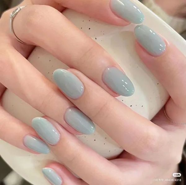Nail manicure with varnish 21