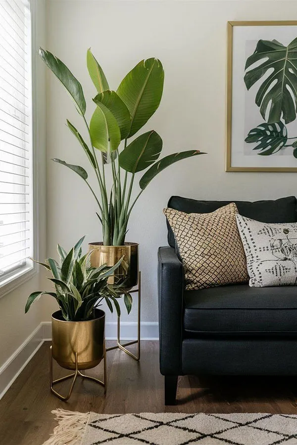 Natural flower arrangement at home 21