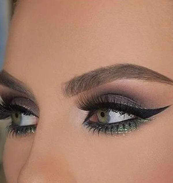 New eyeshadow model 10