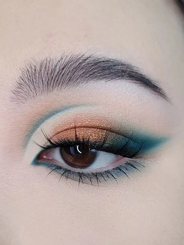 New eyeshadow model 13