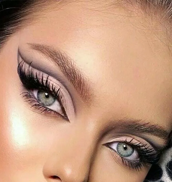 New eyeshadow model 19