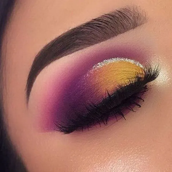 New eyeshadow model 22
