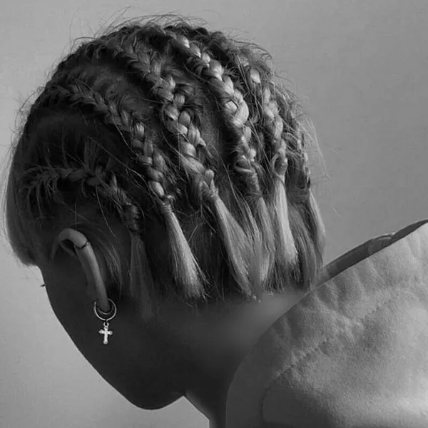 New short hair weave model for girls 11