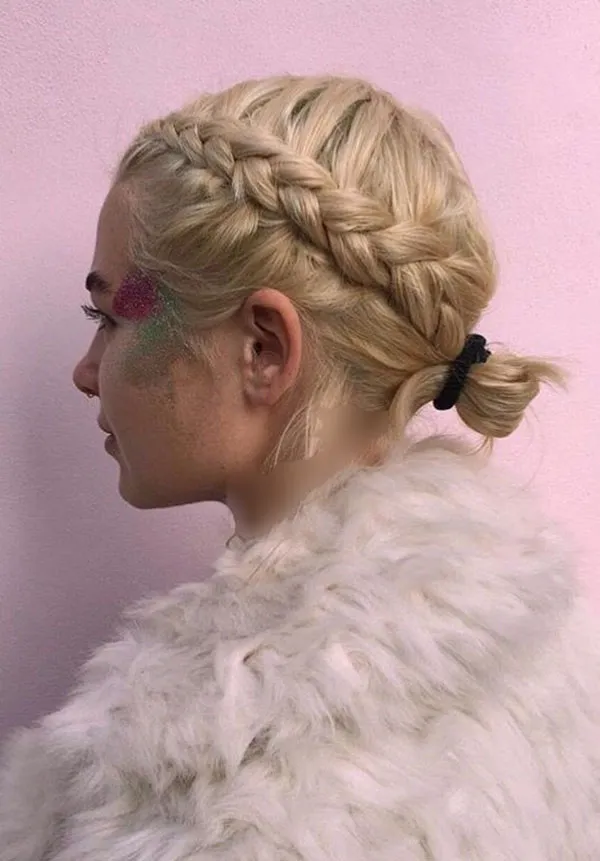 New short hair weave model for girls 14