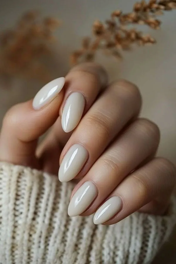 جدیدترین مدل ناخن رنگ های نود 1404؛ رنگای آرومی که ناخناتو زیباتر میکنه! 22 Nude nail designs 19